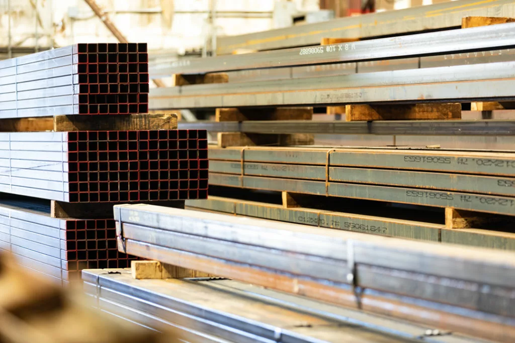 Your Checklist to Find the Right Surplus Steel Supplier